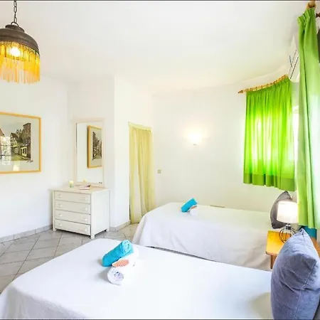 Sunset House Holiday home Albufeira